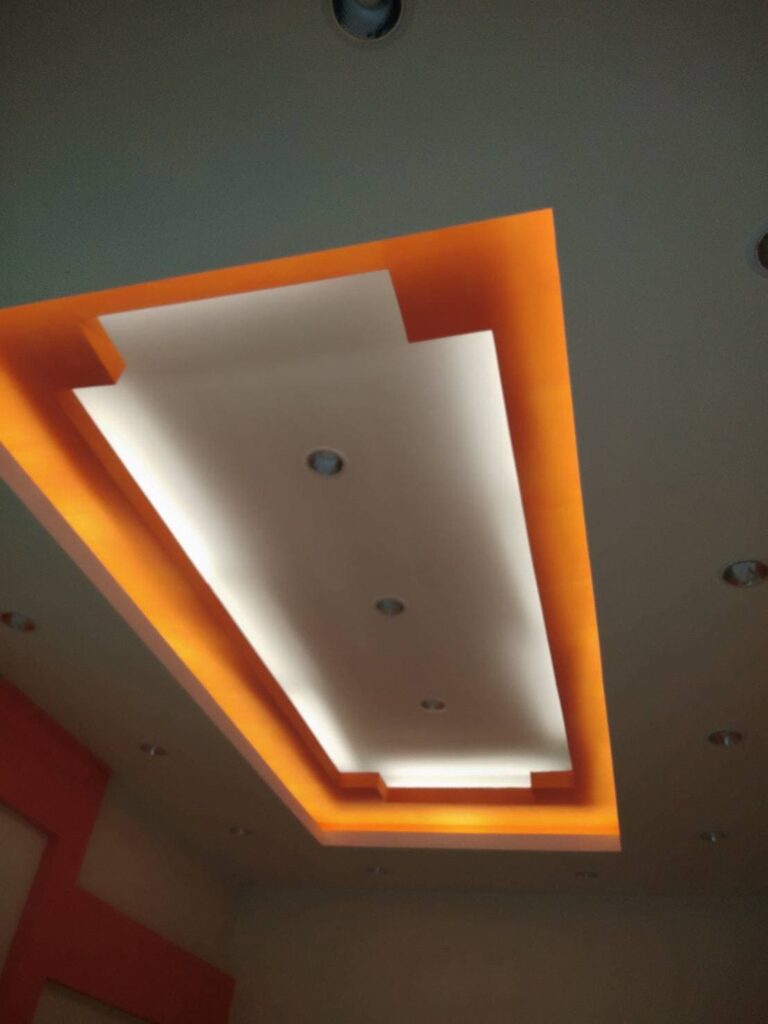 Ceiling-Technician15